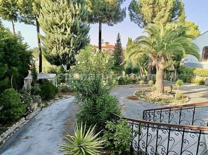 Image No.27-5 Bed Villa for sale