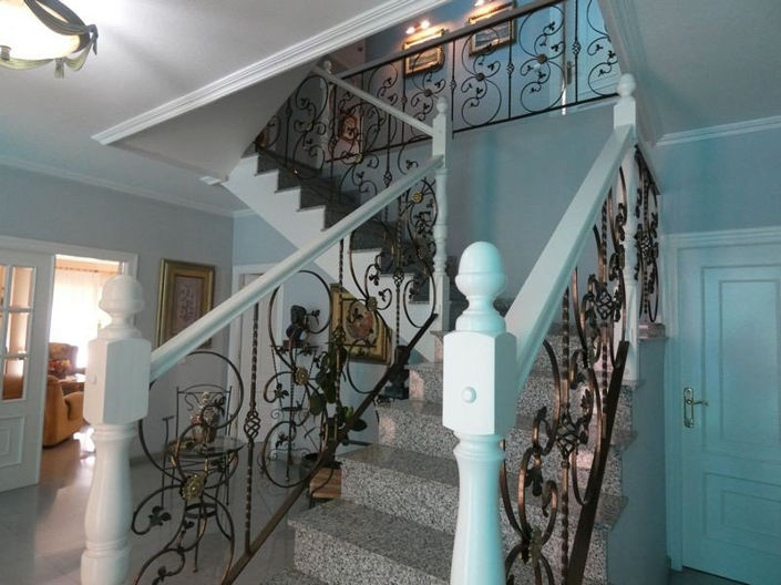 Image No.5-Villa de 4 chambres à vendre à Alicante