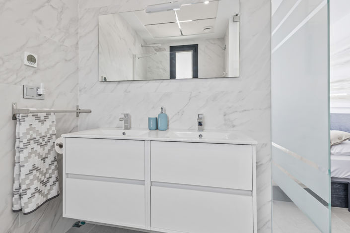 Image No.19-Villa de 4 chambres à vendre à Alicante