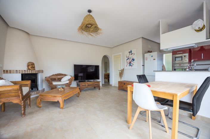 Image No.2-3 Bed Villa for sale