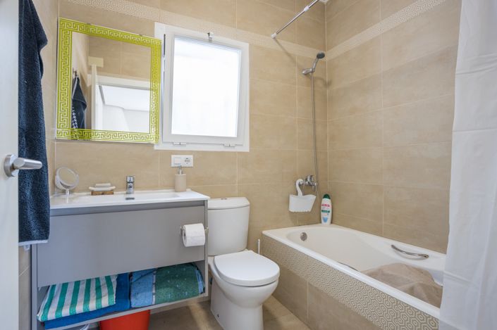 Image No.7-3 Bed Villa for sale