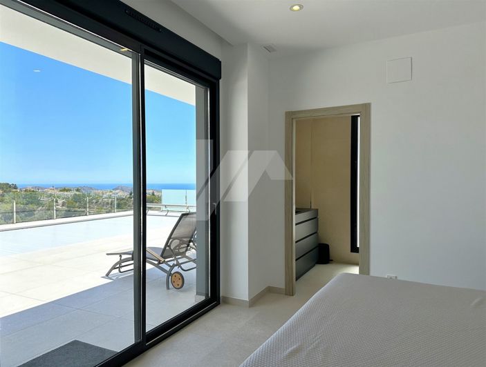 Image No.20-4 Bed Villa for sale