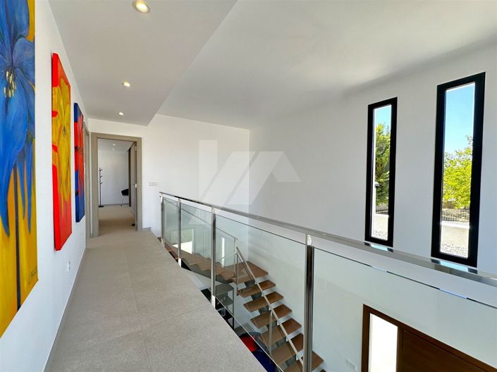 Image No.28-4 Bed Villa for sale