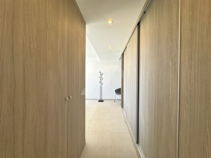 Image No.29-4 Bed Villa for sale