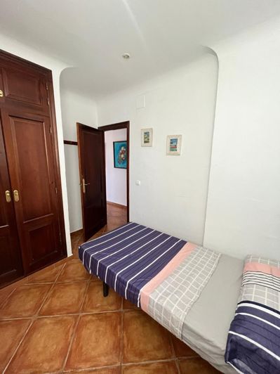 Image No.8-4 Bed Apartment for sale