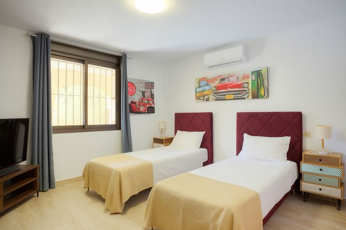 Image No.18-5 Bed Villa for sale