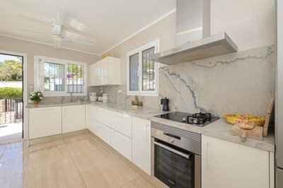 o1j721iqk01on4qqjcpbdg48q52m