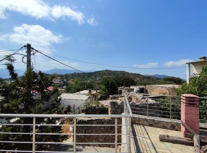 Image No.18-2 Bed House for sale