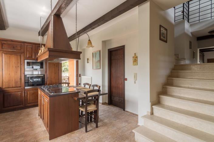 Image No.5-6 Bed Villa for sale