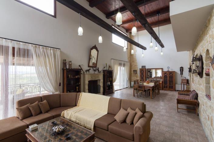 Image No.10-6 Bed Villa for sale