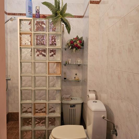 Image No.9-3 Bed House for sale