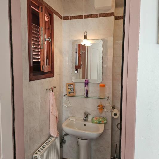 Image No.10-3 Bed House for sale