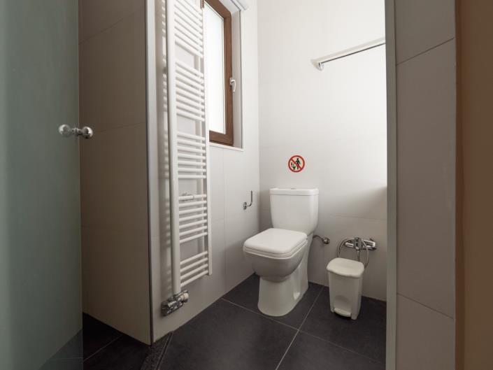 Image No.17-12 Bed Maisonette for sale