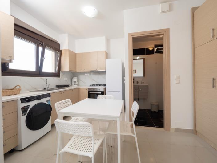 Image No.28-12 Bed Maisonette for sale