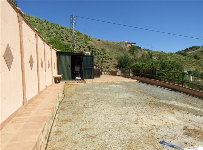 Image No.24-Maison de campagne de 3 chambres à vendre à Iznate