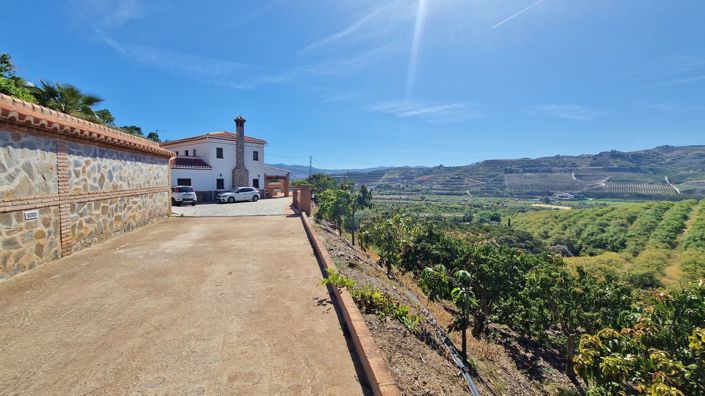 Image No.12-Maison de campagne de 5 chambres à vendre à Vélez-Málaga