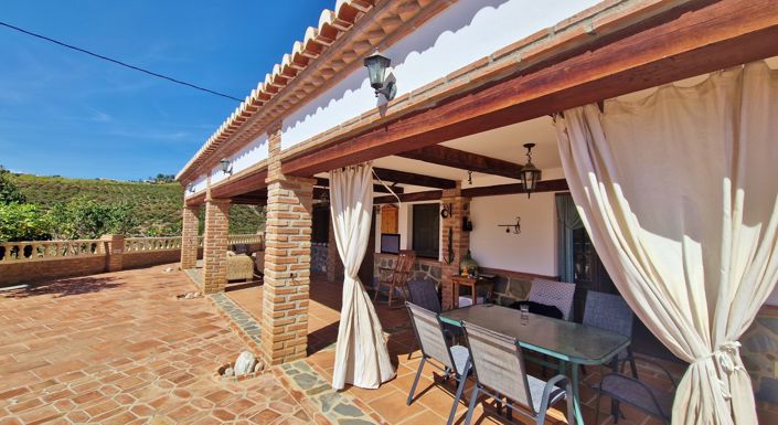 Image No.3-Maison de campagne de 5 chambres à vendre à Vélez-Málaga