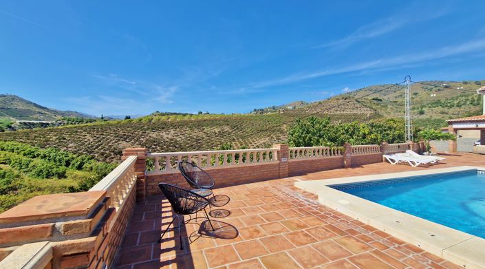 Image No.7-Maison de campagne de 5 chambres à vendre à Vélez-Málaga