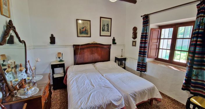 Image No.29-Maison de campagne de 8 chambres à vendre à Humilladero