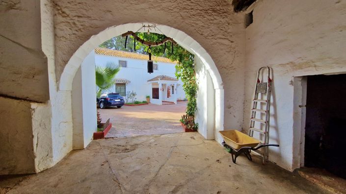 Image No.8-Maison de campagne de 8 chambres à vendre à Humilladero