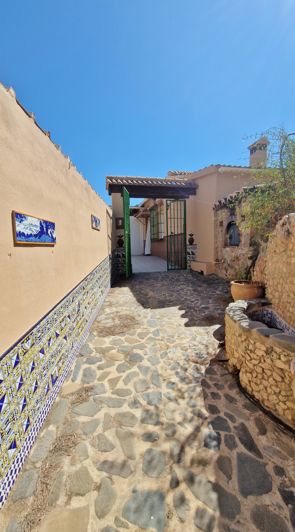 Image No.16-Maison de campagne de 4 chambres à vendre à Comares