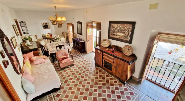 Image No.20-5 Bed Village House for sale