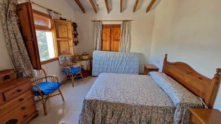 Image No.21-5 Bed Village House for sale