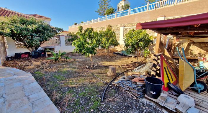 Image No.11-3 Bed Villa for sale