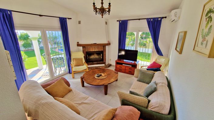 Image No.12-3 Bed Villa for sale