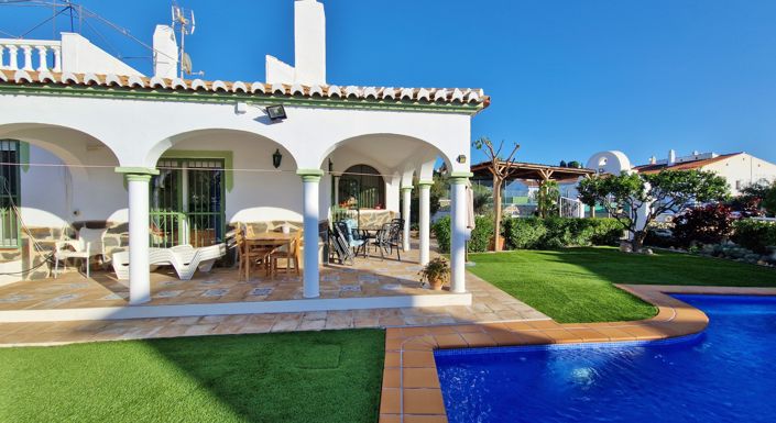 Image No.4-3 Bed Villa for sale