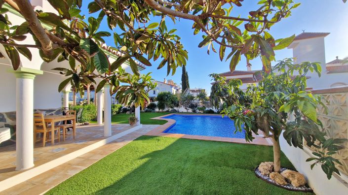 Image No.8-3 Bed Villa for sale