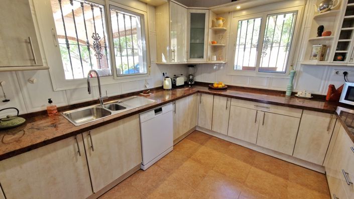 Image No.25-Maison de campagne de 3 chambres à vendre à Alcaucín