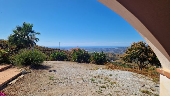 Image No.8-Maison de campagne de 4 chambres à vendre à Vélez-Málaga