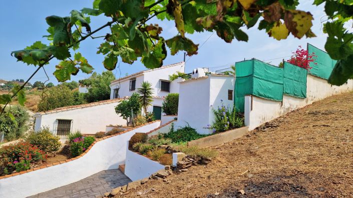 Image No.3-Maison de campagne de 4 chambres à vendre à Malaga