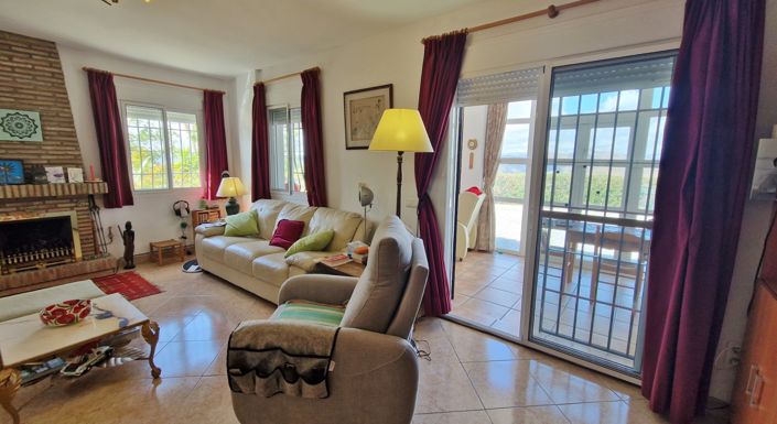 Image No.18-Maison de campagne de 4 chambres à vendre à Canillas de Aceituno