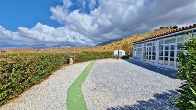 1yiq5m27u5620250923130504