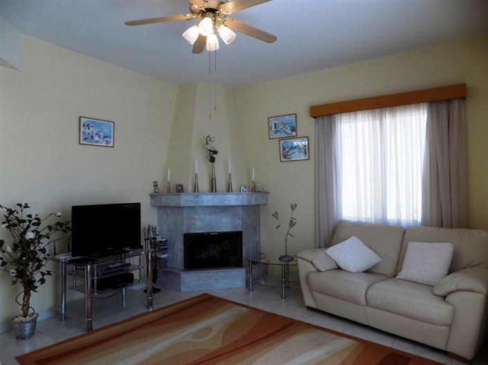 Image No.2-Villa de 3 chambres à vendre à Paphos