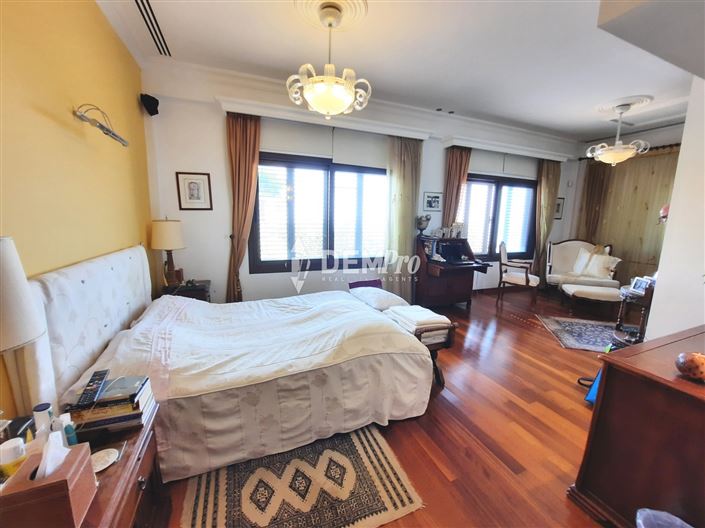 Image No.14-4 Bed Villa for sale