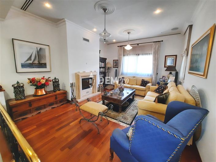 Image No.32-4 Bed Villa for sale