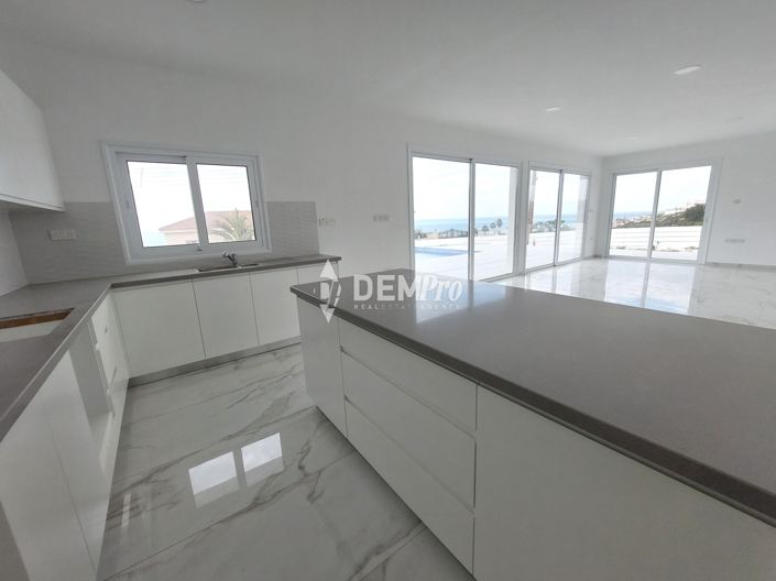 Image No.7-3 Bed Villa for sale