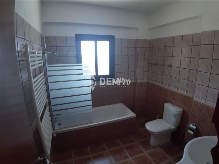 Image No.30-5 Bed Villa for sale