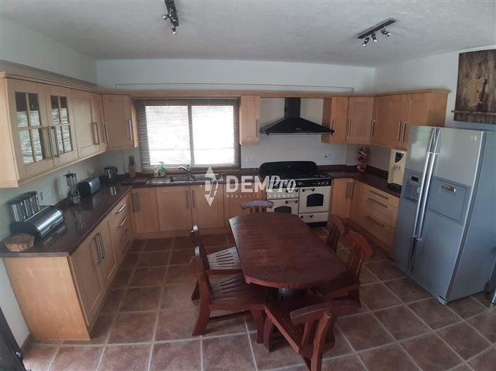 Image No.5-5 Bed Villa for sale