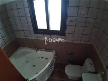 27351-villa-for-sale-in-pomosfull