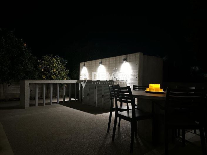 Image No.21-Villa de 5 chambres à vendre à Konia