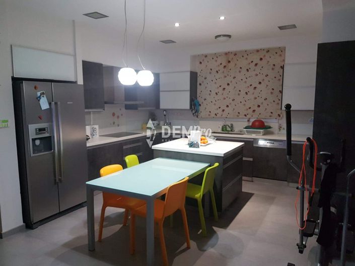 Image No.6-5 Bed Villa for sale