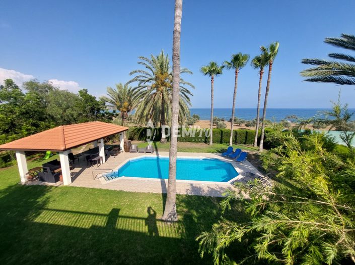 Image No.3-Villa de 5 chambres à vendre à Timi