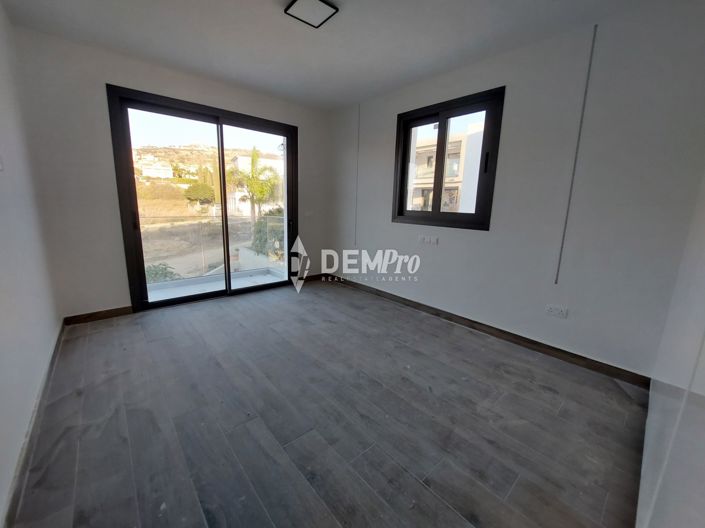 Image No.9-3 Bed Villa for sale