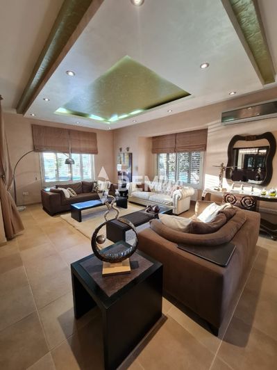 Image No.2-Villa de 6 chambres à vendre à Konia