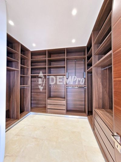 Image No.28-3 Bed Villa for sale