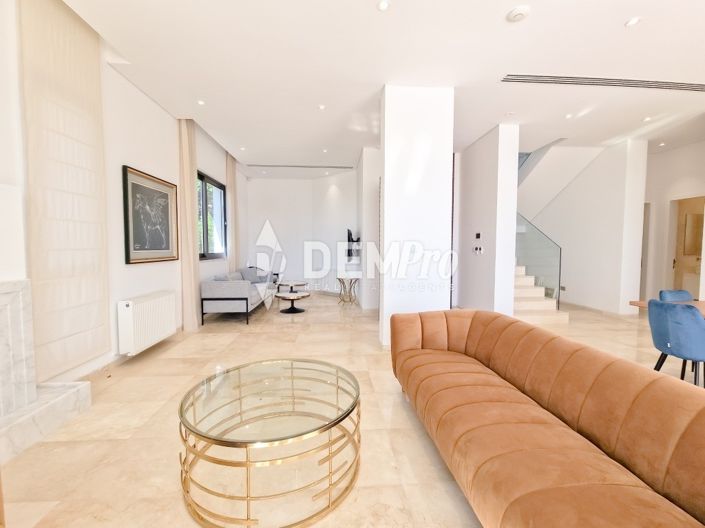 Image No.7-3 Bed Villa for sale